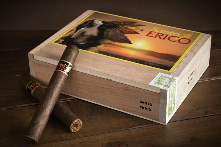 Santo Erico Toro Kiste mit 20 Stück